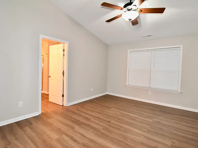 13978 Keams Dr — Photo 12