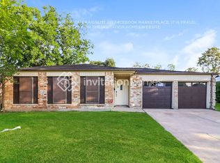 745 Academy Ln, Deer Park, TX 77536