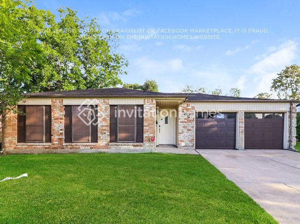 745 Academy Ln