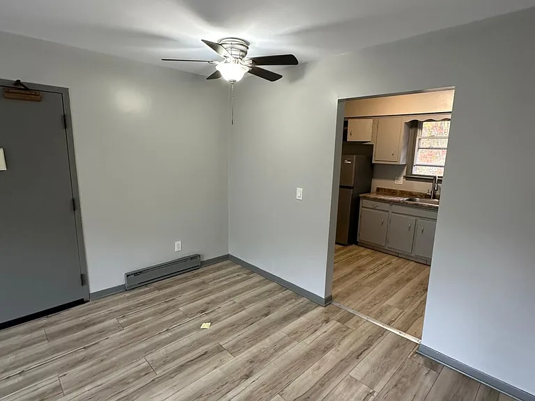 40 Briarwood Ln #16F — Photo 9