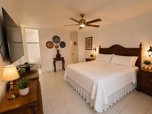 5th image of 6400 AV. ISLA VERDE #4J