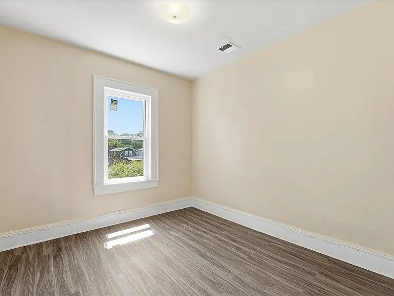 479 Centre St #2 — Photo 9