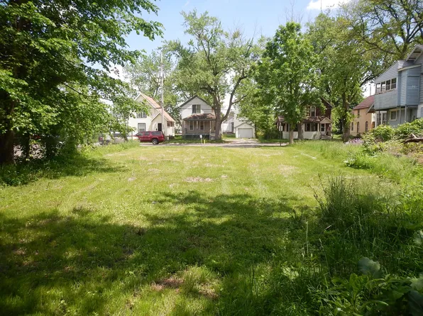 1423 N Edwards St, Kalamazoo, MI 49007