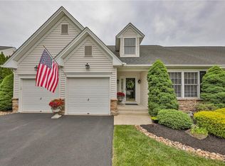 1229 Briarwood Ln, Easton, PA 18040