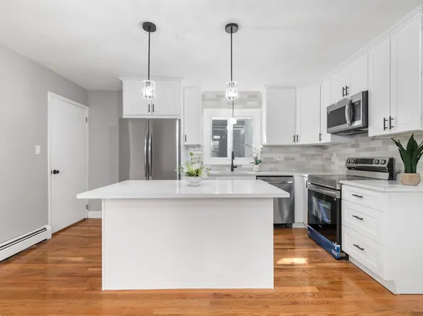 29 Cambridge Avenue image 1 of 16