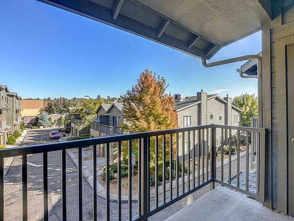 3rd image of 1141 Boulder Park Ave