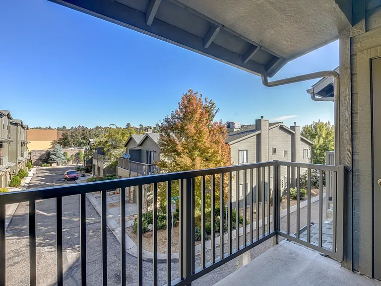 1141 Boulder Park Ave — Photo 3