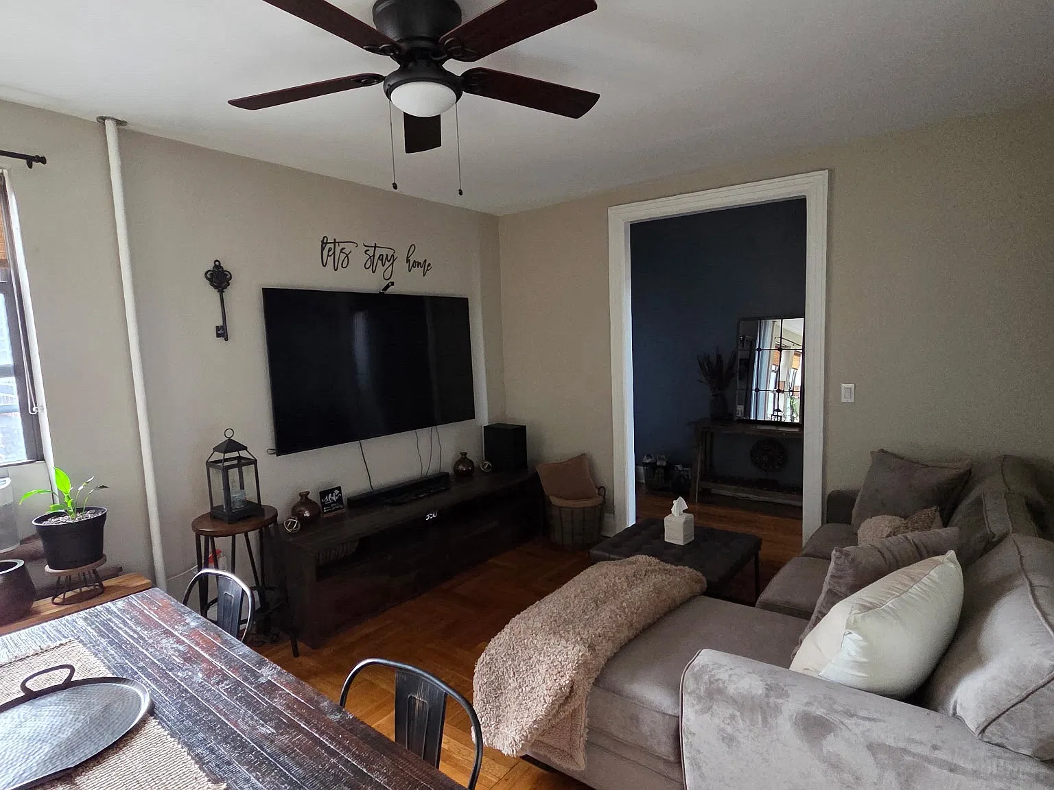 1 bed, 900 sqft, $2,400 — Photo 4