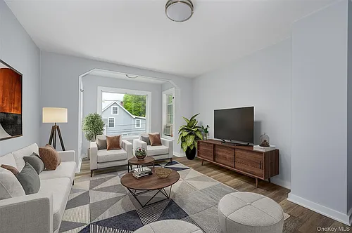 39 Fowler Ave Photo 1
