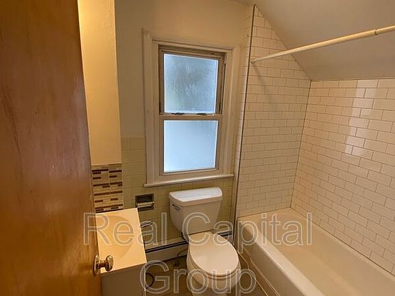 3rd image of 180 Euclid Ave Floor 2