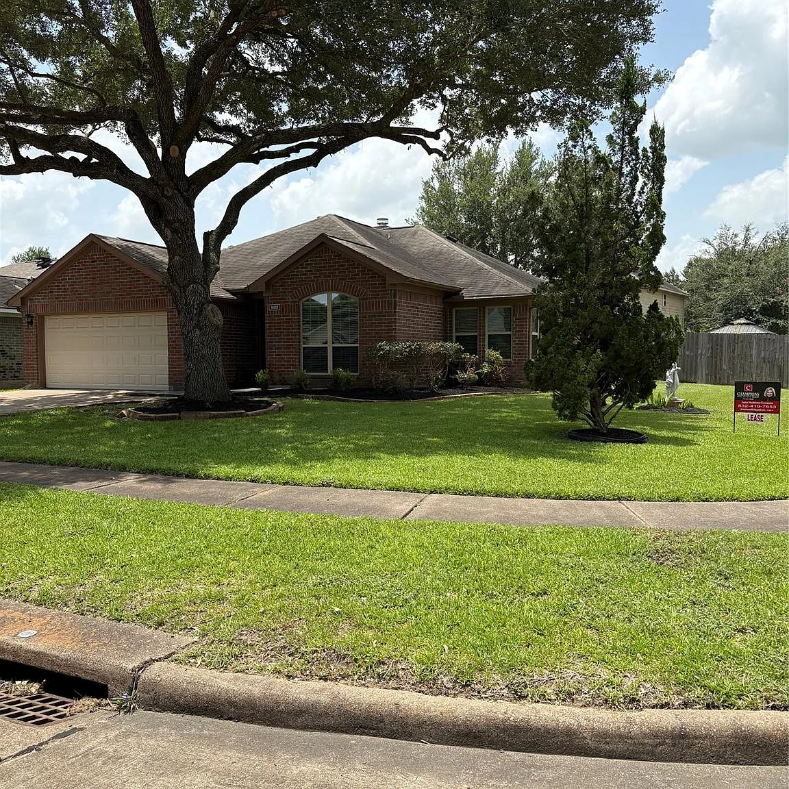 3 bed, 2.5 bath, 1973 sqft, $2,150 — Photo 4