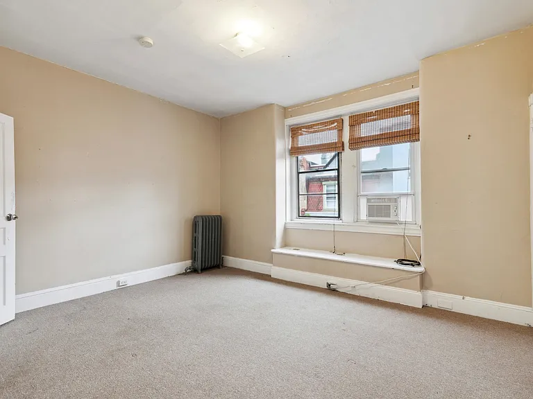 1846 Willington St — Photo 25