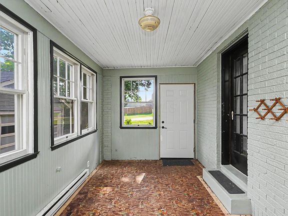 3rd image of 344 Ruth Ave