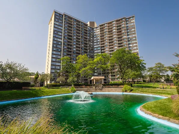 1 Bay Club Dr APT 4N, Flushing, NY 11360