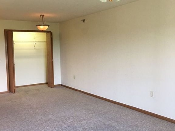 5th image of 871 Kimball Ln #110