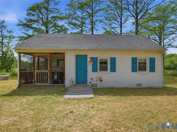 8400 Hicks Island Rd, Lanexa, VA 23089