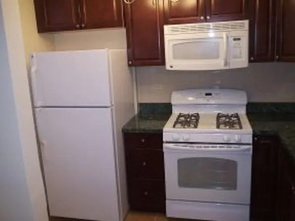 2939 Avenue Y image 1 of 4