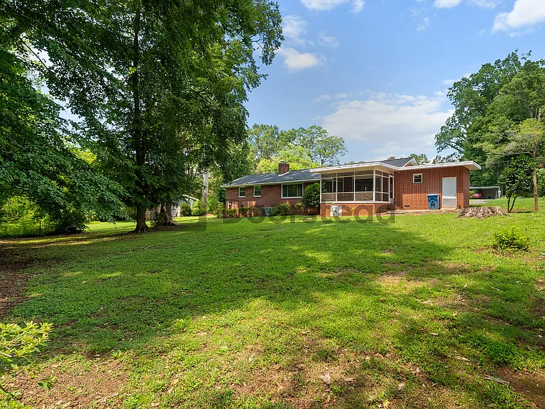 1217 Forestdale Dr — Photo 19