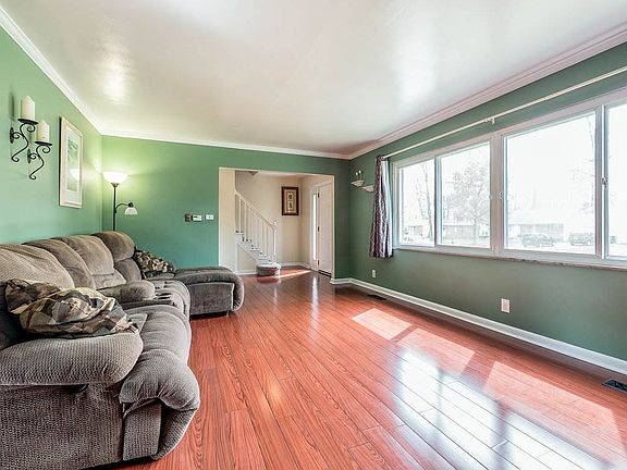 4th image of 2722 Glencairn Dr