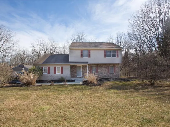 143 W Aluta Mill Rd, Nazareth, PA 18064