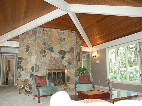 Family Room & Fireplace