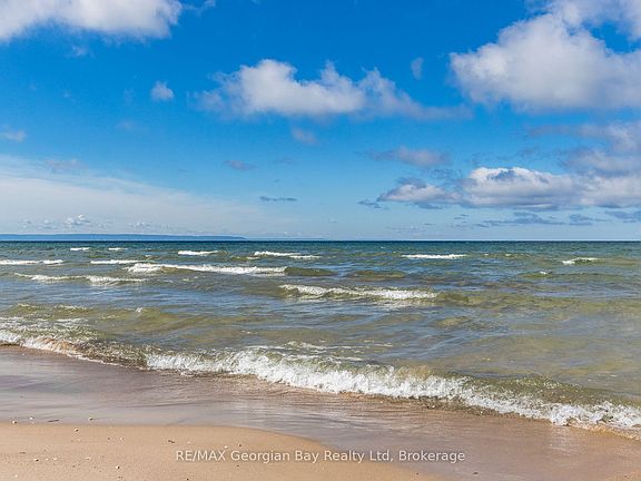 5th image of 750 Tiny Beaches Rd S