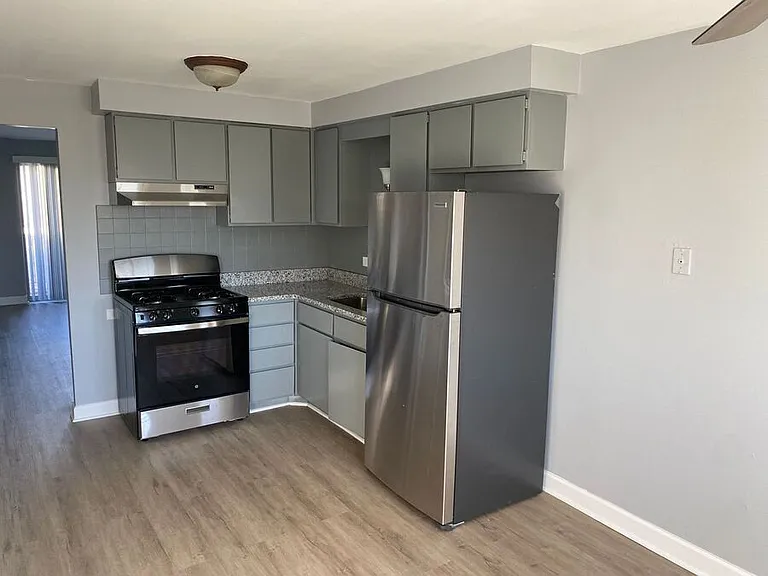 3700 W 119th St #3C — Photo 3