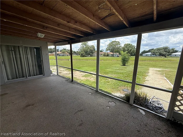 300 Cherry Tree Dr — Photo 11