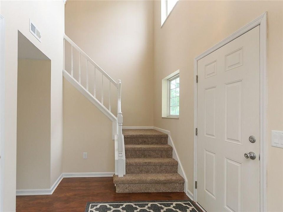 5039 Brookstone Way Indianapolis IN 46268 Zillow