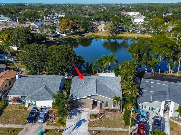 289 Whisper Lake Rd, Palm Harbor, FL 34683