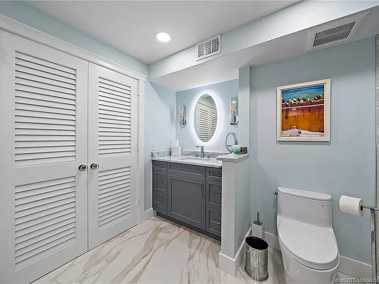 669 NE Plantation Rd #201 — Photo 27