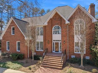 8 Sneed Dr, Taylors, SC 29687