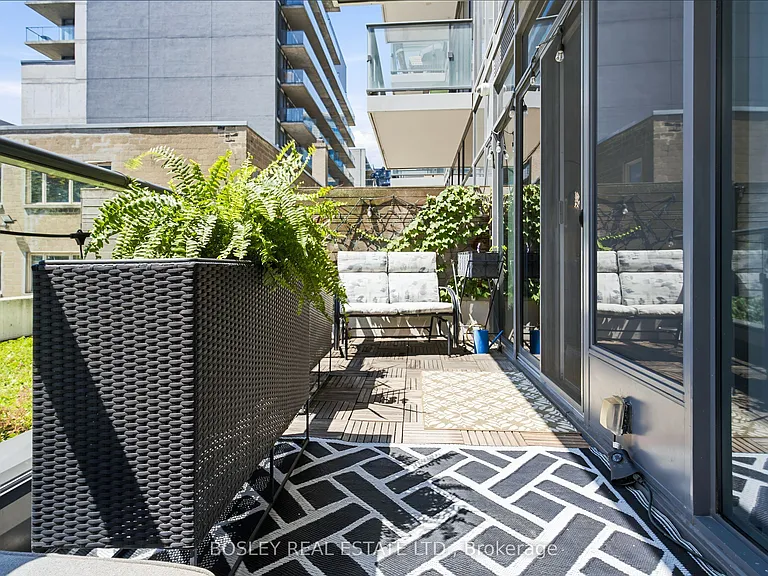435 Richmond St W #205 — Photo 29