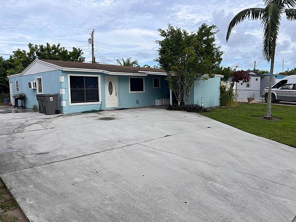 2nd image of 5776 Gramercy Drive