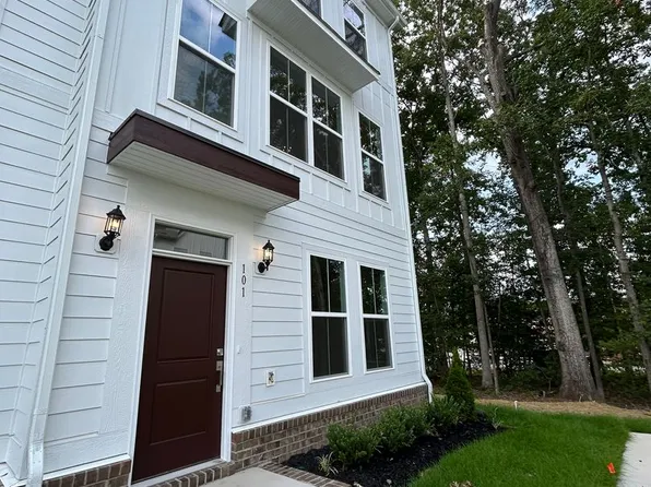 101 Avenda Ln, Midlothian, VA 23114