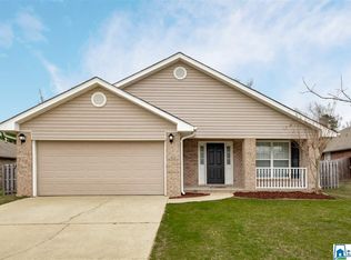 241 Ivy Hills Cir, Calera, AL 35040