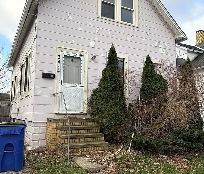 3417 Storer Ave — Photo 1