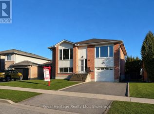 77 Devondale St, Clarington, ON L1E2A1