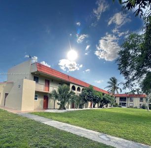 6074 Forest Hill Blvd APT 210, West Palm Beach, FL, 33415