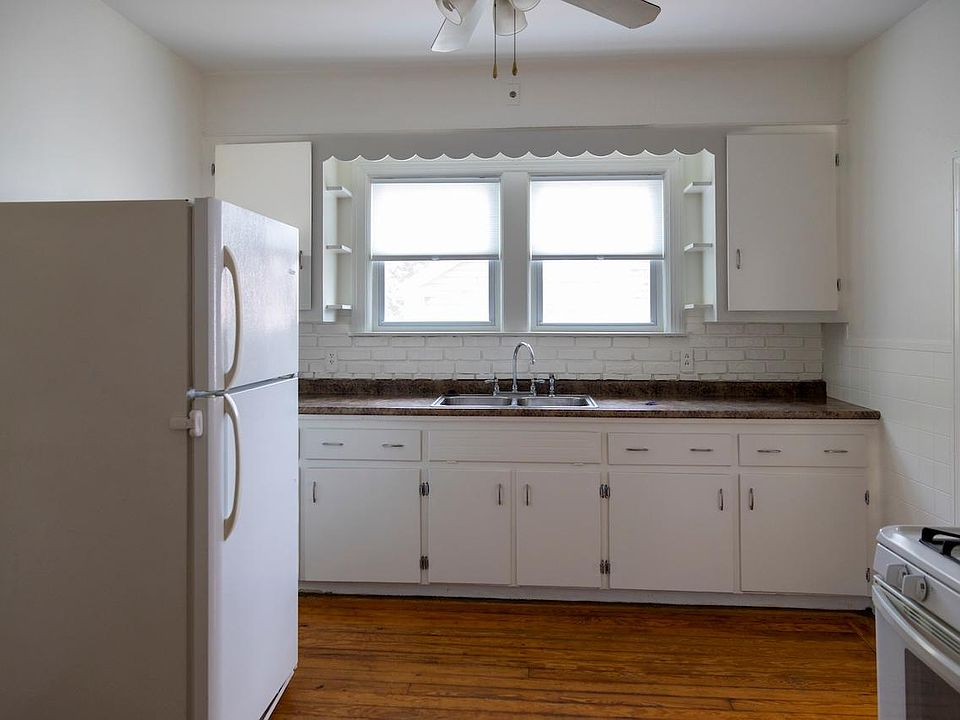 1st image of 1 Louisbourg Pl APT 2