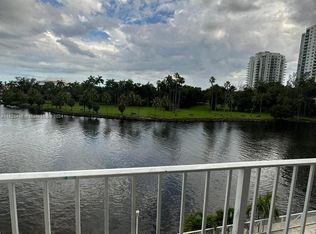 1740 NW North River Dr APT 416, Miami, FL 33125
