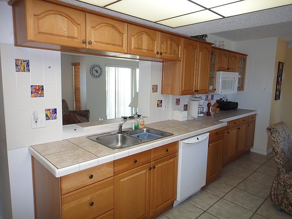 5th image of 4570 Ocean Beach Blvd APT 19