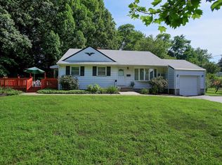 28 Daniel Dr, Middletown, NJ 07748