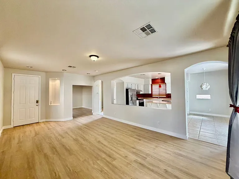 11008 Rusty Ray Dr — Photo 3