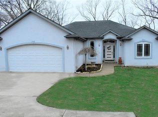 1367 Carol Rd, Four Seasons, MO 65049