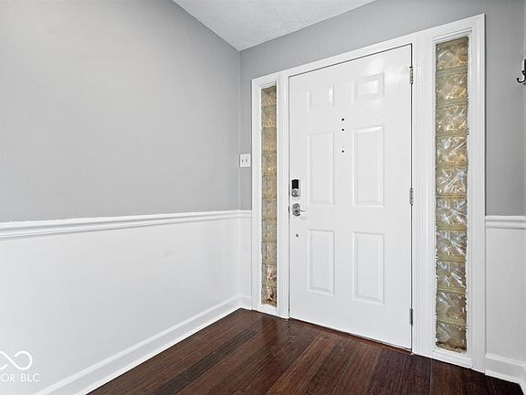 4th image of 1352 Westwind Dr