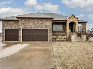 201 S Grand Mere Ct, Wichita, KS 67230