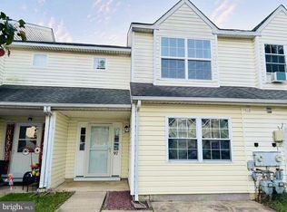 97 Auckland Dr, Newark, DE 19702