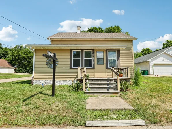 5310 Broadhead St, Mc Farland, WI 53558
