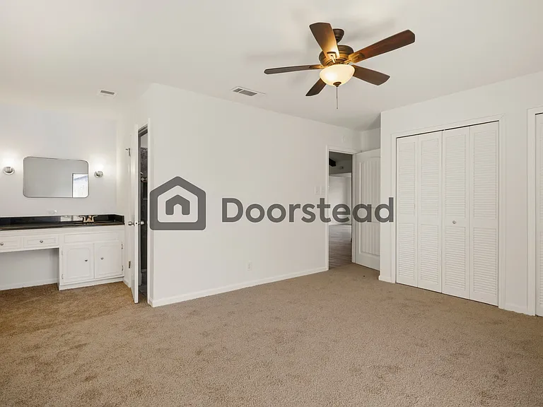10915 Mount Ida — Photo 8